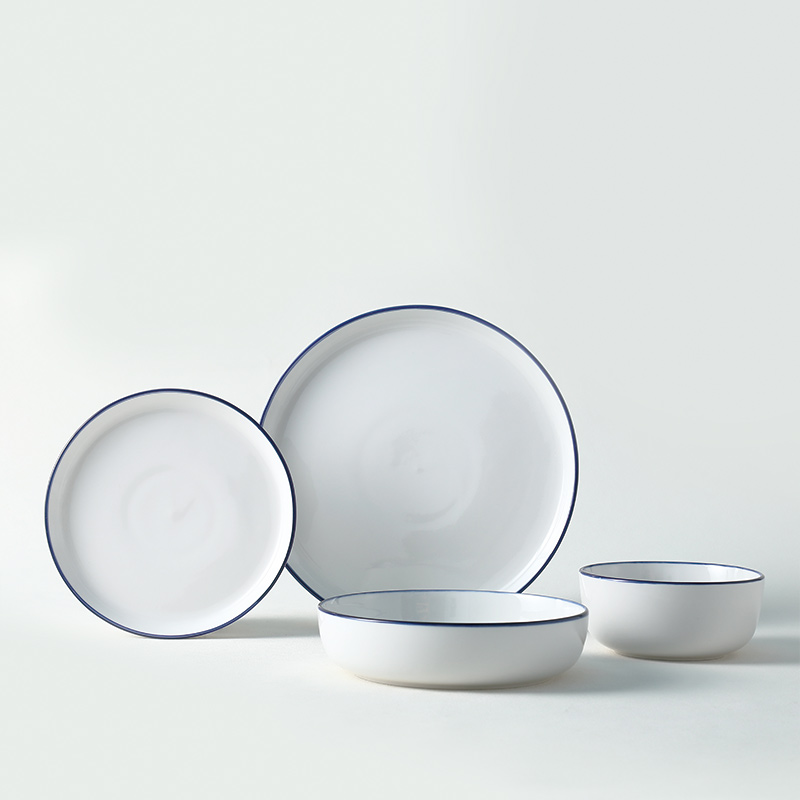 WHITE PORCELAIN 
